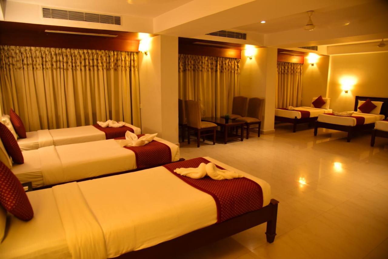 The Bhimas Residency Hotels 티루파티 외부 사진