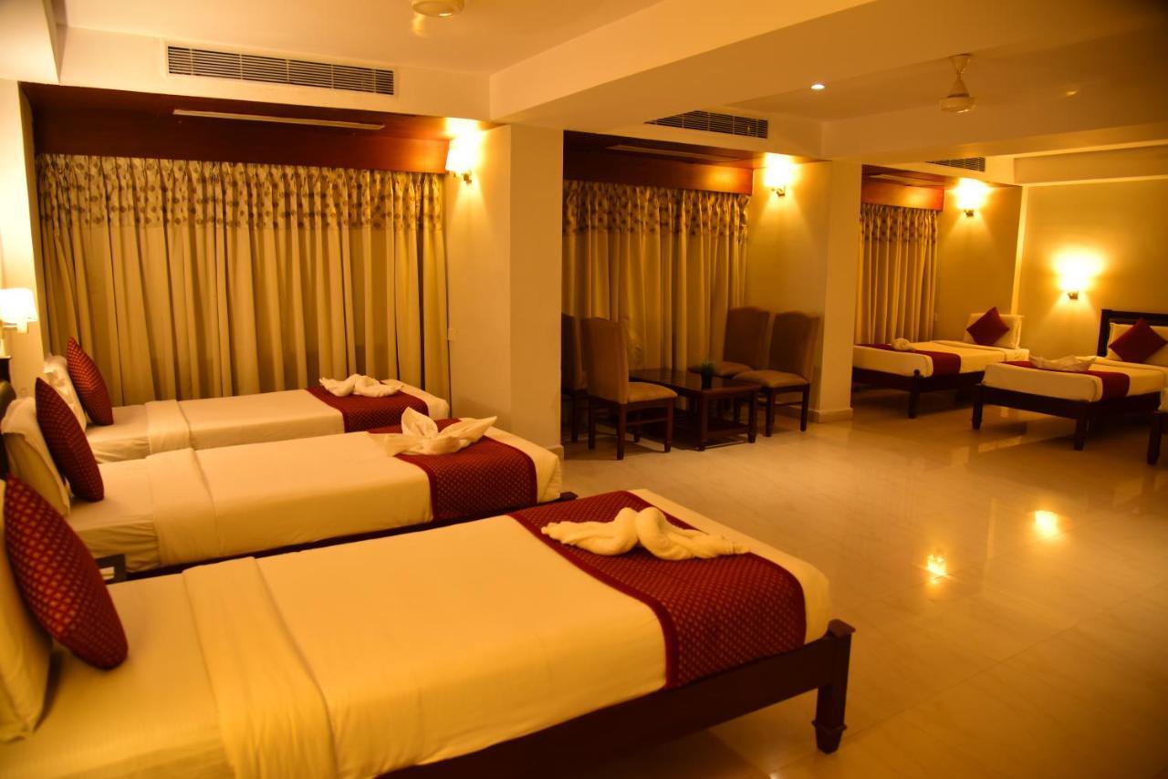 The Bhimas Residency Hotels 티루파티 외부 사진